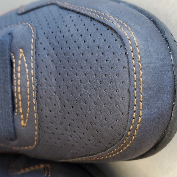 Blue Levi's Sneakers - Picture 3 of 12